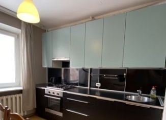 2-комнатная квартира в аренду, 56 м2, Республика Башкортостан, улица Юрия Гагарина, 64