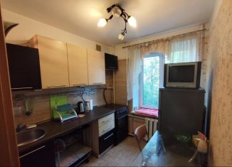 Сдаю в аренду 1-комнатную квартиру, 32 м2, Колпино, улица Тазаева, 24