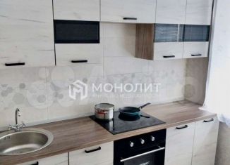 Сдается в аренду 1-ком. квартира, 33 м2, Старый Оскол, микрорайон Интернациональный, 14