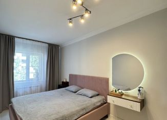 Продам двухкомнатную квартиру, 43 м2, Грозный, улица Хамзата У. Орзамиева, 50