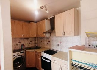 Сдаю двухкомнатную квартиру, 34 м2, Тюмень, Шаимский проезд, 14