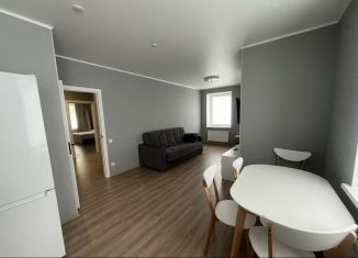 Сдаю в аренду 2-комнатную квартиру, 73.1 м2, Выборг, проспект Победы, 35