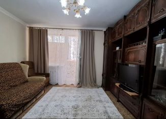 Сдается многокомнатная квартира, 29.9 м2, Крым, Грэсовская улица, 1