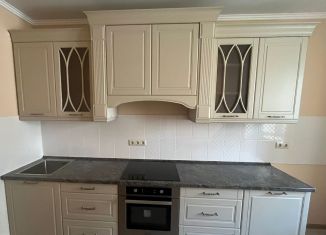 Сдается 1-ком. квартира, 38 м2, Краснодар, улица имени С.В. Рахманинова, 36, Музыкальный микрорайон