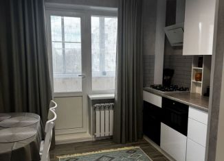 Сдаю в аренду двухкомнатную квартиру, 55 м2, Гусь-Хрустальный, Полевая улица, 3