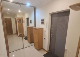 Сдам в аренду однокомнатную квартиру, 42 м2, Новокузнецк, Запорожская улица, 21А