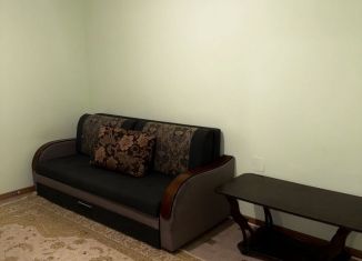 Сдам в аренду 1-ком. квартиру, 50 м2, Махачкала, Песчаная улица, 11