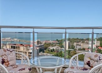 Сдаю 3-ком. квартиру, 100 м2, Сочи, Первомайская улица, 19, микрорайон Центральный