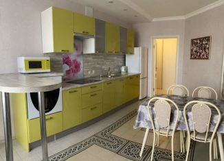 2-ком. квартира в аренду, 62 м2, Тюмень, Харьковская улица, 66