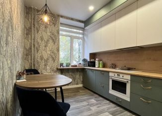 Двухкомнатная квартира в аренду, 60.6 м2, Пермь, Комсомольский проспект, 86