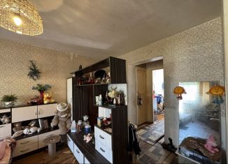 Продам 2-ком. квартиру, 43.3 м2, Нижний Тагил, улица Чайковского, 129