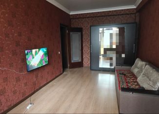 Сдается в аренду 2-ком. квартира, 80 м2, Махачкала, улица Пугачёва, 8А