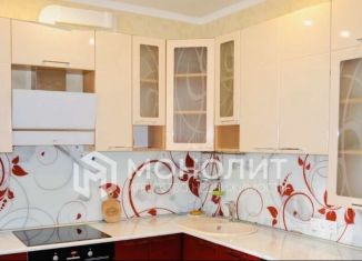 2-комнатная квартира в аренду, 64 м2, Старый Оскол, микрорайон Дубрава, квартал 3, 4