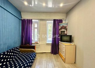 Сдается в аренду квартира студия, 30 м2, Иваново, улица Володиной, 6