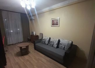 Сдам в аренду 2-ком. квартиру, 44 м2, Ростов-на-Дону, улица Суворова, 103/45