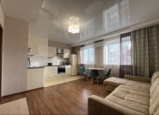 Сдам 1-ком. квартиру, 50 м2, Тюмень, улица Прокопия Артамонова, 8, Восточный округ