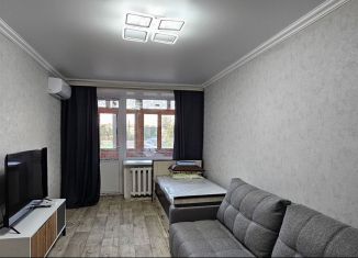 Аренда 2-ком. квартиры, 46 м2, Бузулук, 4-й микрорайон, 36