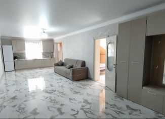 Сдаю 3-комнатную квартиру, 80 м2, посёлок городского типа Семендер, Хасавюртовская улица, 5