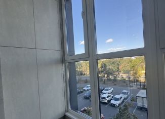 Сдается двухкомнатная квартира, 60 м2, Ростов-на-Дону, Левобережная улица, 6/6с2