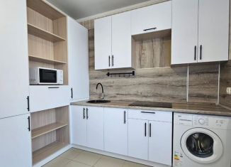 Сдается однокомнатная квартира, 38.9 м2, Астрахань, улица Латышева