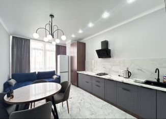 Сдается в аренду однокомнатная квартира, 47 м2, Ессентуки, улица Ермолова, 98/2к1