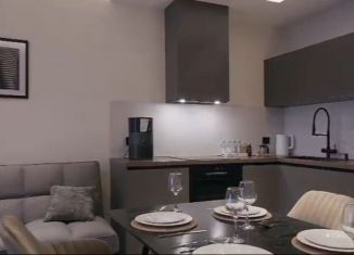 Сдача в аренду 2-ком. квартиры, 68 м2, Краснодар, Фабричная улица, 4