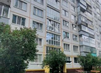 Продаю 2-ком. квартиру, 50 м2, Брянск, улица Ромашина, 38
