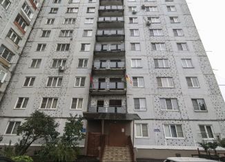 Сдаю в аренду 3-ком. квартиру, 80 м2, Владикавказ, проспект Доватора, 27