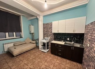 Сдача в аренду однокомнатной квартиры, 50 м2, посёлок городского типа Семендер, улица Ахмедова, 50