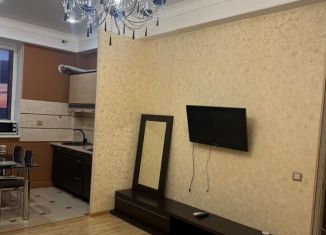 Сдам двухкомнатную квартиру, 60 м2, Махачкала, улица Тулпара Мусалаева, 16