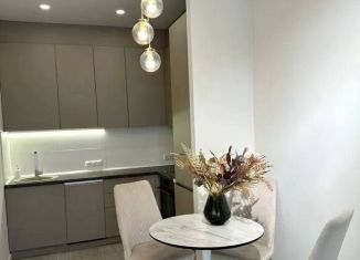 Сдаю в аренду 1-ком. квартиру, 42 м2, Краснодар, Зиповская улица, 11, микрорайон ЗИП