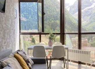 Сдается комната, 51 м2, курортный поселок Домбай, Карачаевская улица, 60