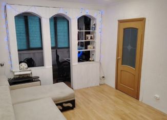 Сдается в аренду трехкомнатная квартира, 46 м2, Сочи, Цветной бульвар, 19