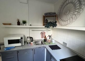 Сдам в аренду 1-комнатную квартиру, 38 м2, Москва, улица Крылатские Холмы, 21