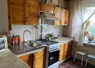 Сдача в аренду 3-комнатной квартиры, 60 м2, Омская область, Заозёрная улица, 17