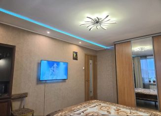 Сдам 2-комнатную квартиру, 43.7 м2, Гатчина, улица Хохлова