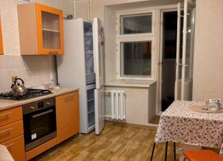 Сдам 1-ком. квартиру, 36 м2, Октябрьский, 34-й микрорайон, 15Г