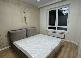 Сдаю однокомнатную квартиру, 41 м2, деревня Малые Вязёмы, жилой комплекс Высокие Жаворонки, 10