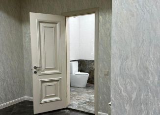 Сдается в аренду 2-комнатная квартира, 72 м2, Дербент, улица Сальмана, 85