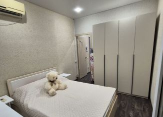 Сдам 1-ком. квартиру, 39 м2, Краснодар, улица Красных Зорь, 27, микрорайон район 40 лет Победы