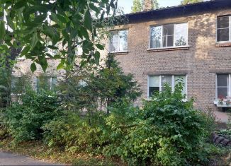 Сдам 2-комнатную квартиру, 37 м2, Луга, улица Виктора Пислегина, 39