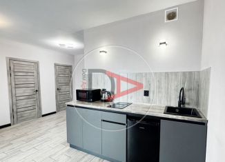 Сдаю в аренду трехкомнатную квартиру, 50 м2, Республика Башкортостан, улица Рихарда Зорге, 15/3