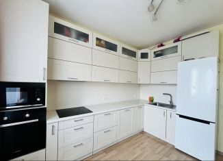 Сдача в аренду двухкомнатной квартиры, 56 м2, Мурино, Петровский бульвар, 11к1