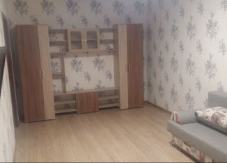 Сдается в аренду 2-комнатная квартира, 61 м2, Крым, Камская улица, 29А