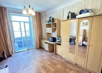 Сдам 3-ком. квартиру, 80 м2, Хабаровск, Союзная улица, 60