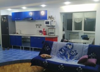 Сдаю в аренду двухкомнатную квартиру, 78 м2, Саратов, улица имени Е.И. Пугачёва, 1А, Октябрьский район