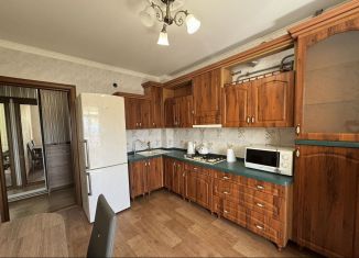 Сдается в аренду 1-комнатная квартира, 42 м2, Крым, Луговая улица, 6Н/2Ак1