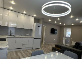 Сдается 2-ком. квартира, 65 м2, Саратов, улица имени Н.Г. Чернышевского, 108А, Октябрьский район