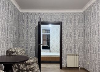 Сдам в аренду 2-ком. квартиру, 65 м2, Махачкала, улица Абдулхакима Исмаилова, 46В