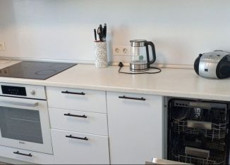 Сдача в аренду однокомнатной квартиры, 36 м2, Москва, метро Улица Дмитриевского, улица Маресьева, 7к2